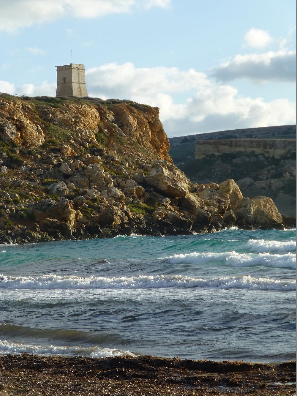 Tour génoise, Golden Bay, à Malte