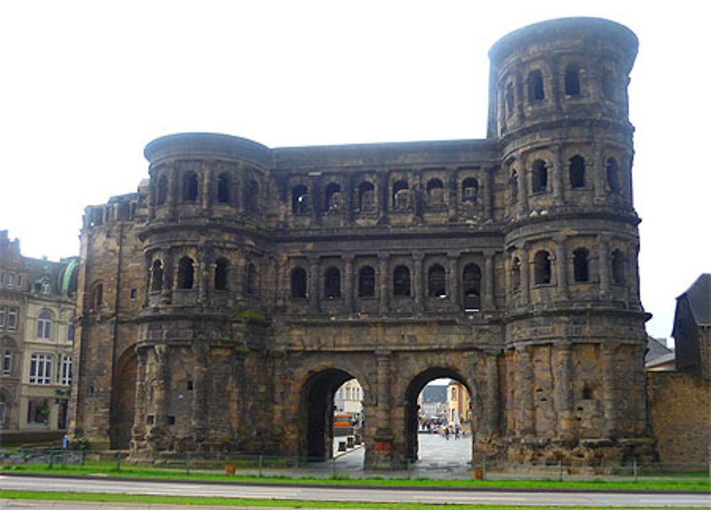 Porta Nigra