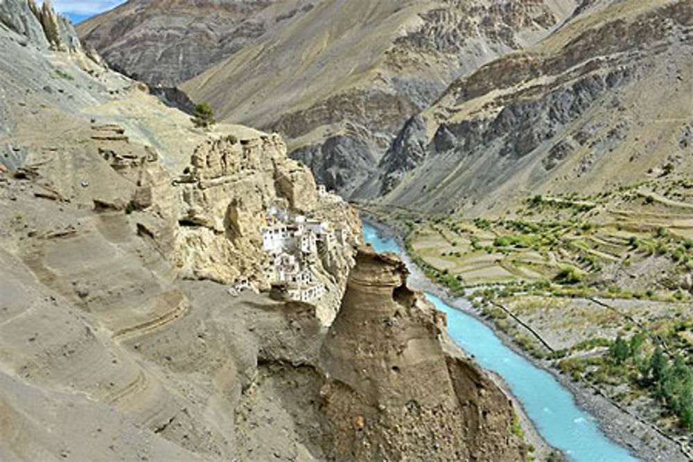 Le spectaculaire monastère de Phuktal