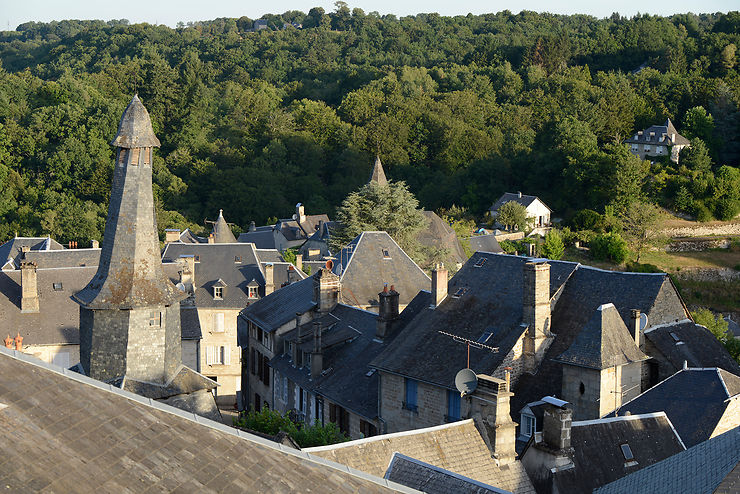 Treignac-sur-Vézère, village médiéval et haut lieu du canoë-kayak