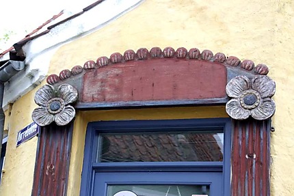 Détail de porte dans la vieille ville d'Ebeltoft