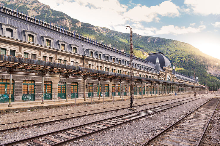 La gare de Canfranc, le « Titanic des montagnes » 