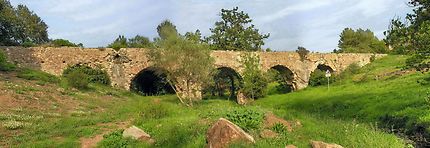 Aqueduc de Fréjus ; arcs Bérenguier