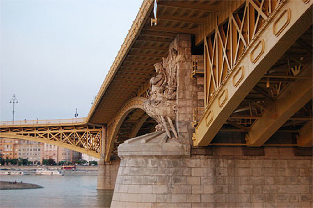 Détail du pont Marguerite