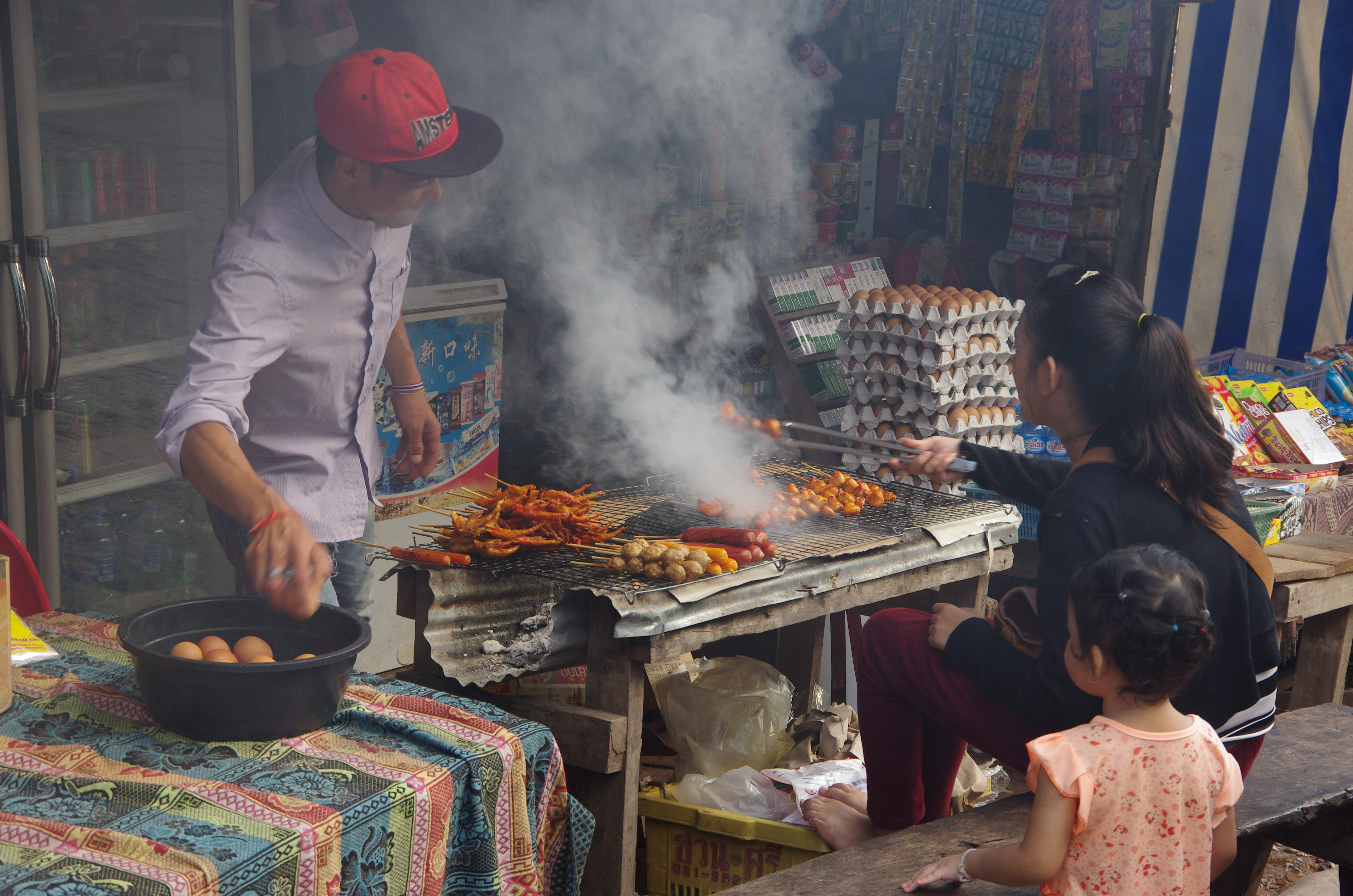 Street food à Pakbeng Street food à Pakbeng