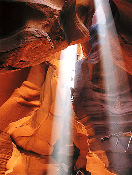 La lumière pénétrant le Canyon Antelope