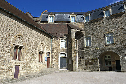 Cour intérieure, château-musée, Boulogne-sur-Mer