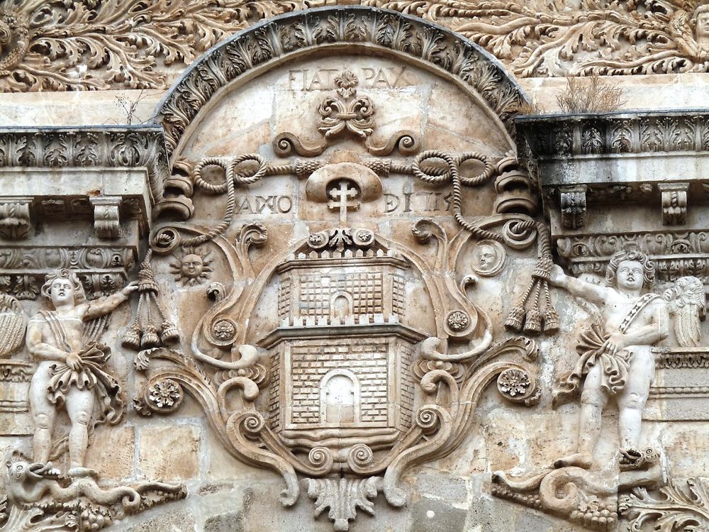 Ornements du Duomo di San Nicolas