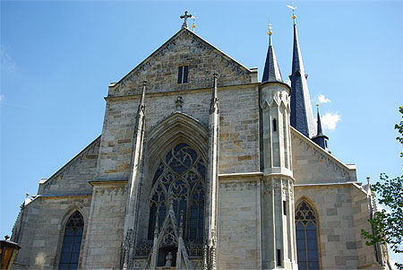 Le portail de l'église Saint-Jean