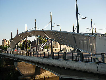 Le pont de Kosovska Mitrovica