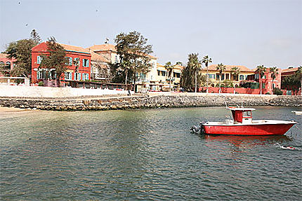 Le petit port de Gorée