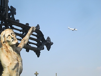 le Christ et l'avion