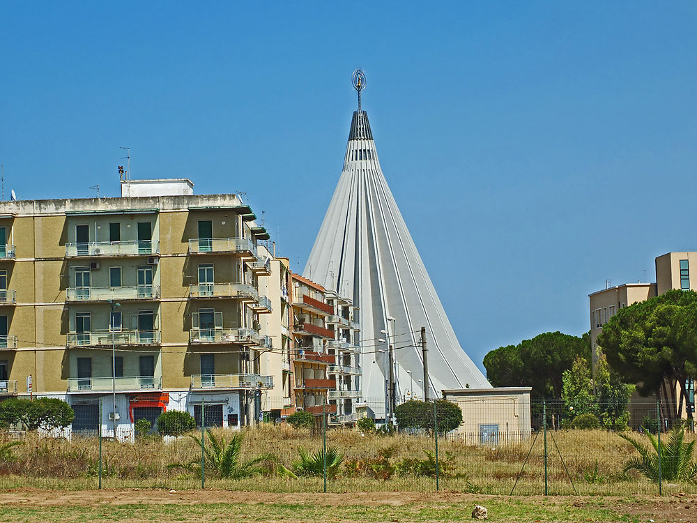 Le Sanctuaire de la Vierge des Larmes