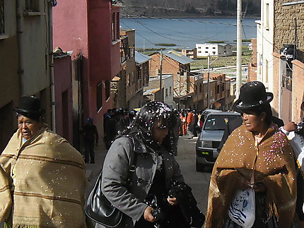 La fête au village (lac titicaca)