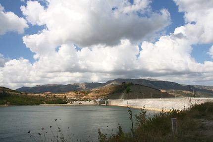 Le barrage de Fragma Potamon