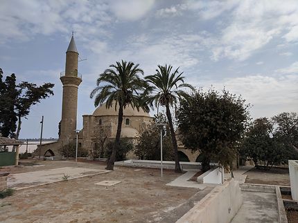 Abord de la mosquée