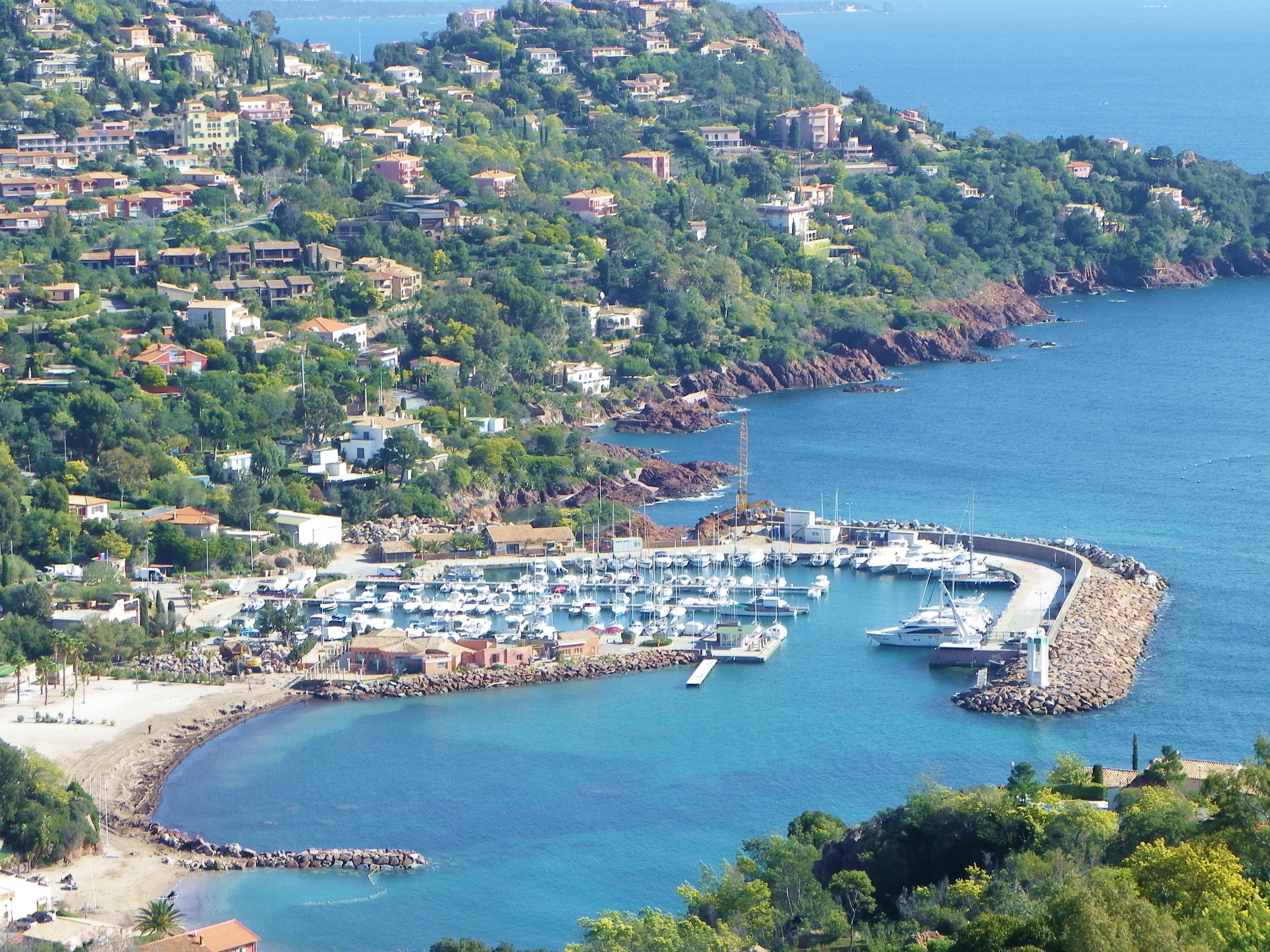 Le Trayas vue de la colline
