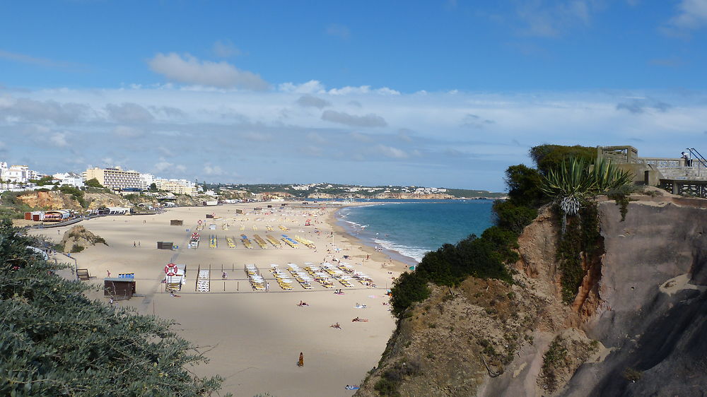 Vue de la plage de Praia da Rocha