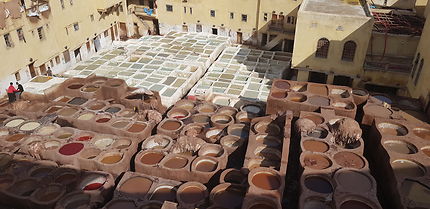 Tannerie de cuir à Fez (Maroc)