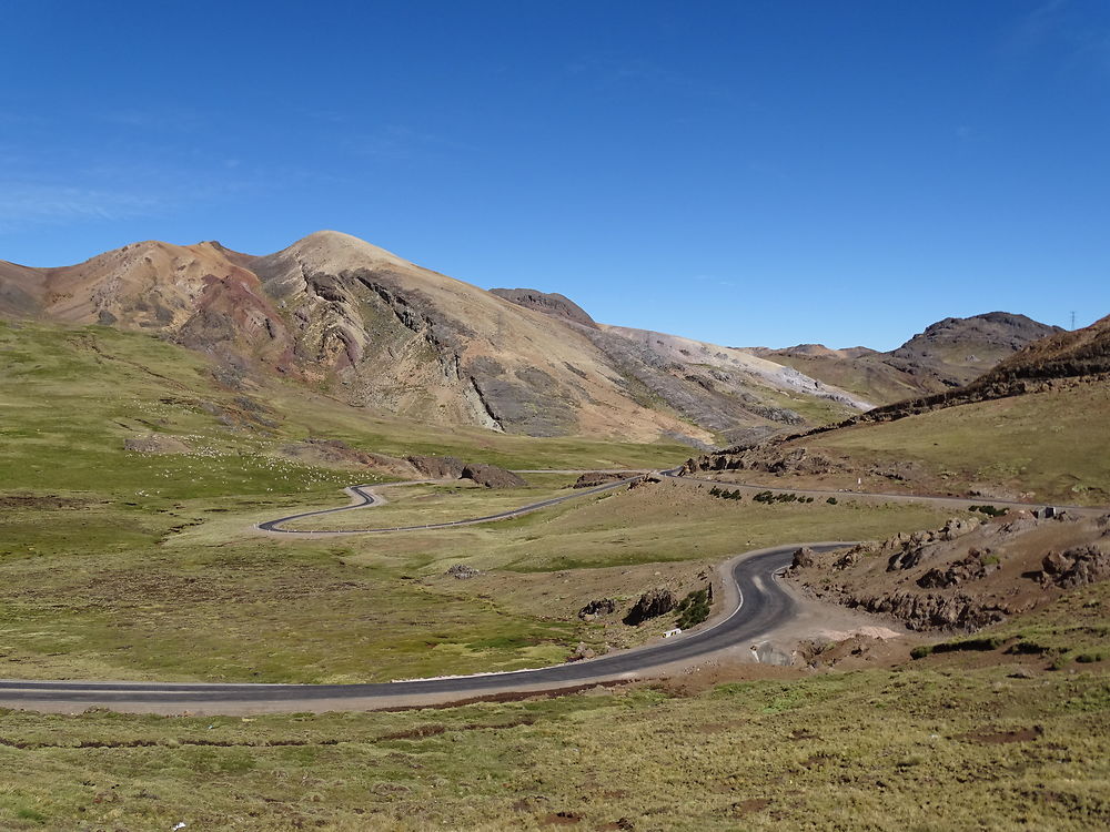 Ruta 28D, entre Huancavelica et Laguna Choclococha