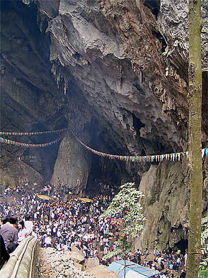 Pèlerinage à chùa Hu'o'ng (V)