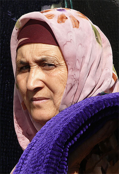 Femme au marché d'Urgut Femme au marché d'Urgut