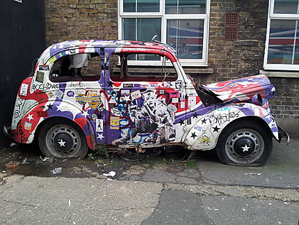 Vieux taxi artistique