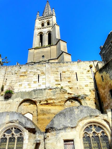 Clocher de l'église monolithe de Saint-Émilion