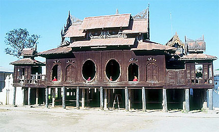 Monastère de Shwe Yaunghwe
