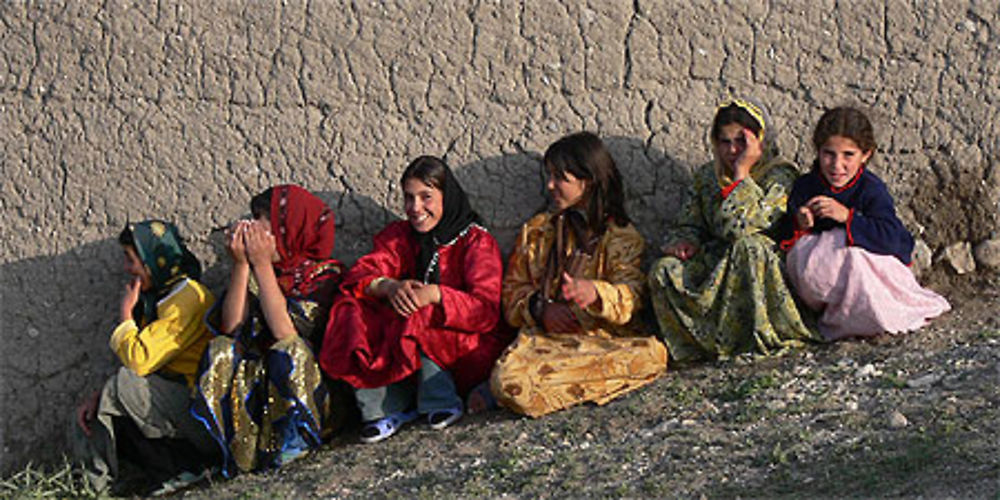 Jeunes filles à Kira kilisa