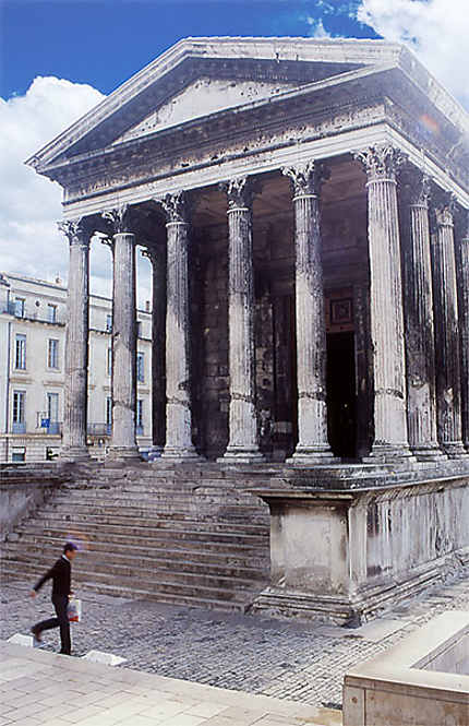 Nîmes la Maison Carrée