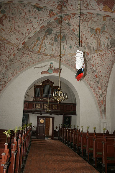 Intérieur de l'église de Keldby