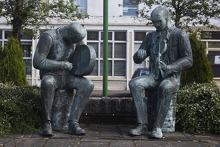 Sculptures de musiciens à Lisdoonvarna