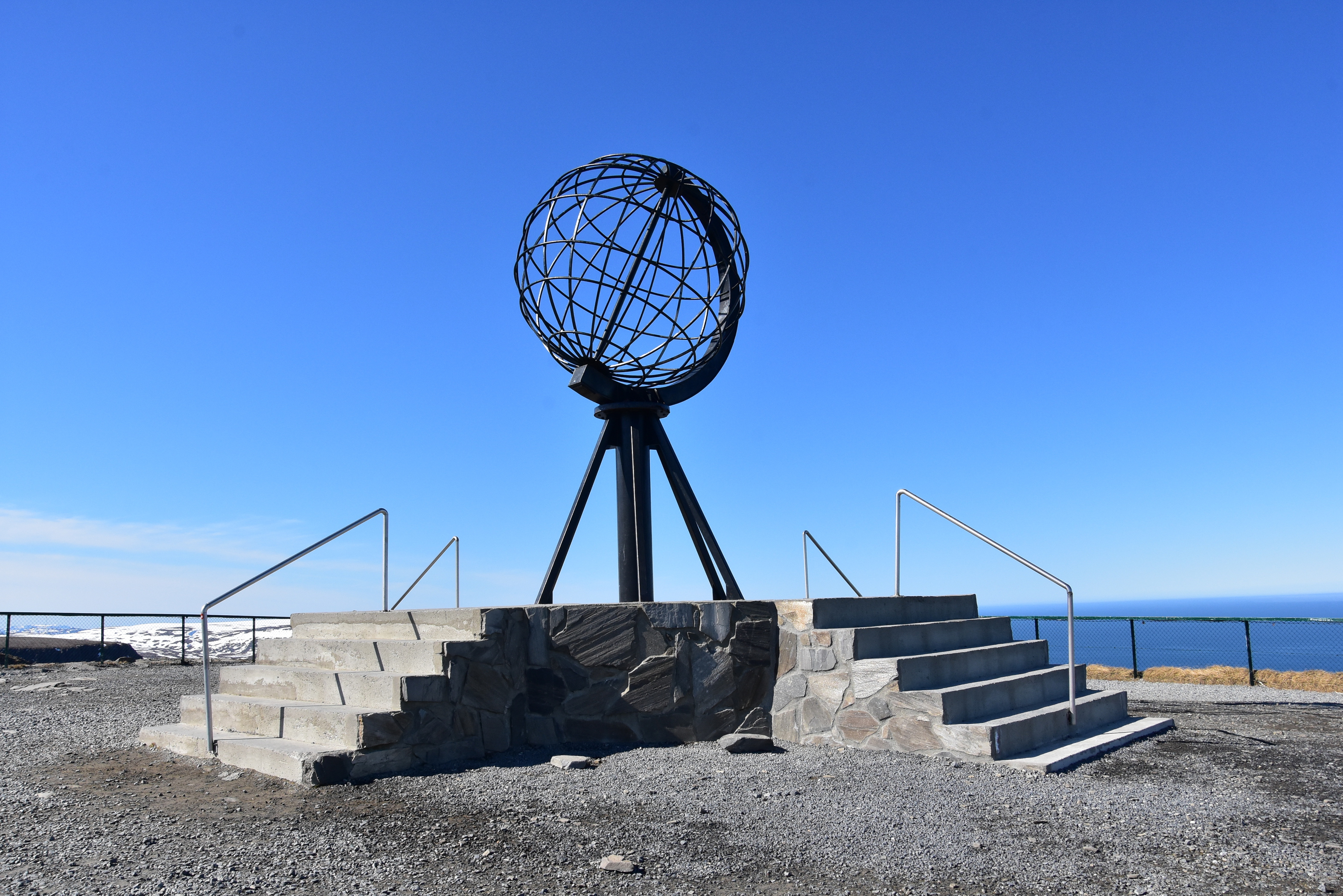 Le globe du Cap Nord Le globe du Cap Nord