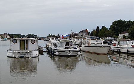 Halte nautique de Marseilles lès Aubigny Halte nautique de Marseilles lès Aubigny