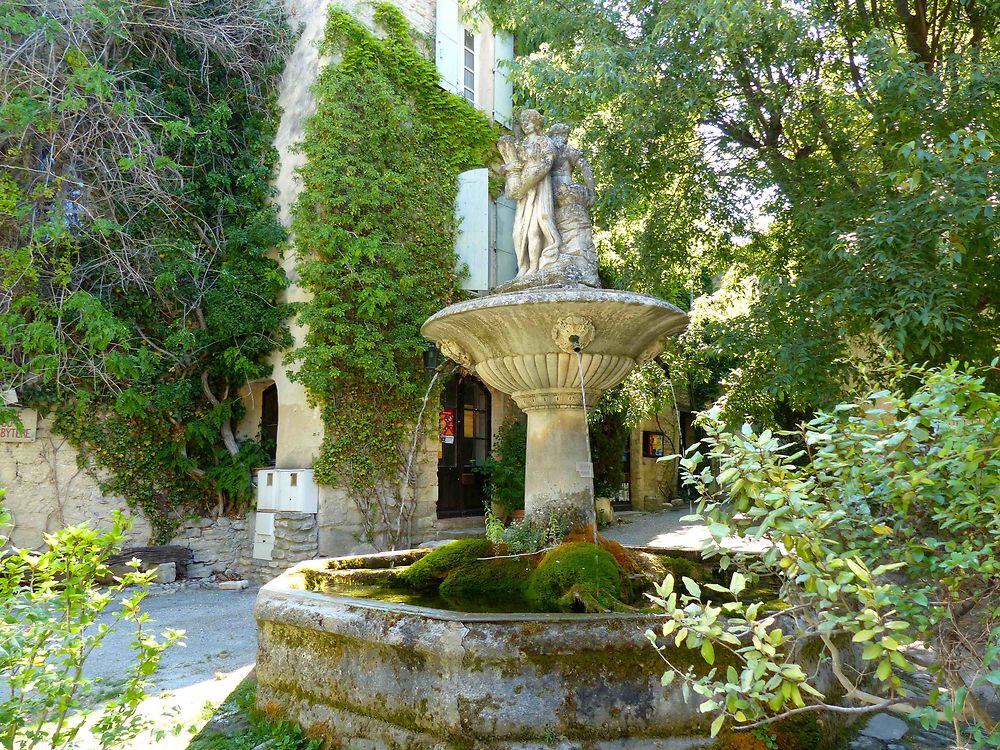 Fontaine de Saignon