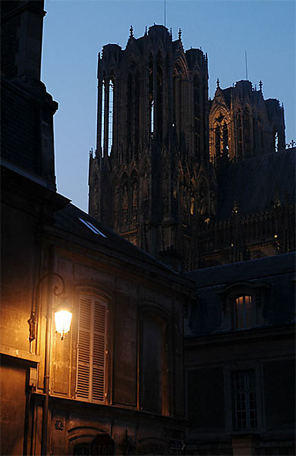Nuit sur la cathédrale