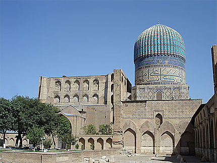 Cour de la mosquée Bibi-Khanym