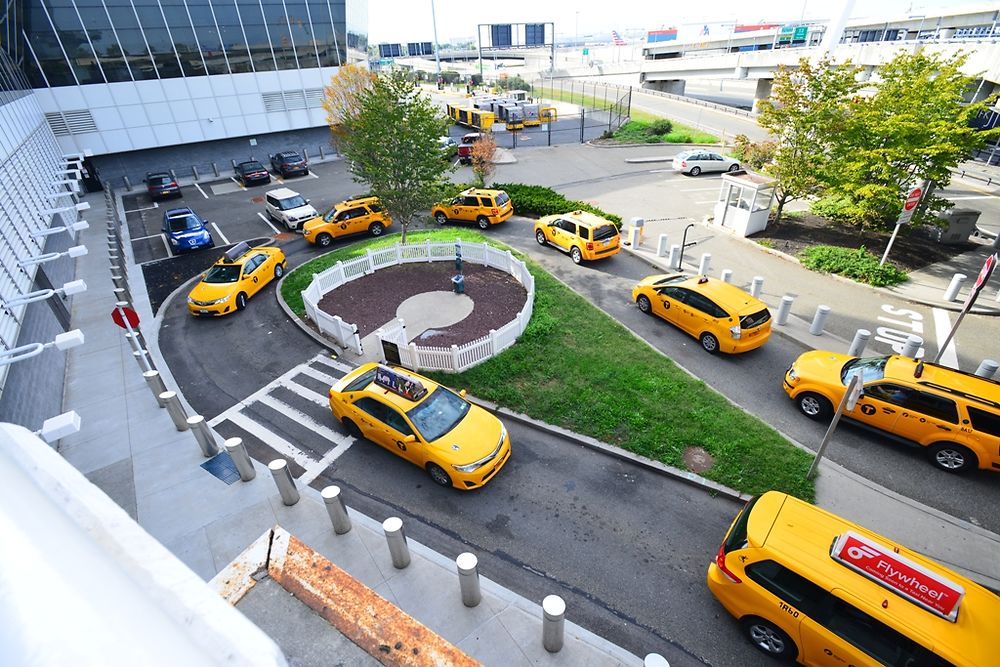 Le manège des taxis jaunes