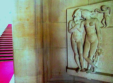 Le baiser, sculpture de Paul Belmondo
