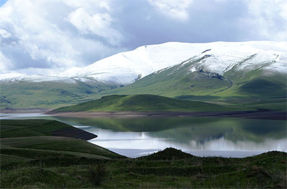 Lac près de Sissian