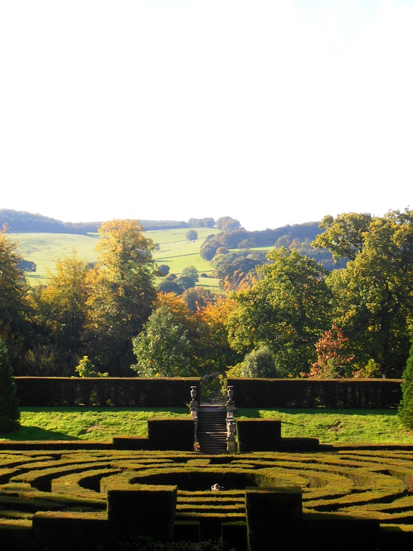 Labyrinthe dans les jardins de Chatsworth House Labyrinthe dans les jardins de Chatsworth House