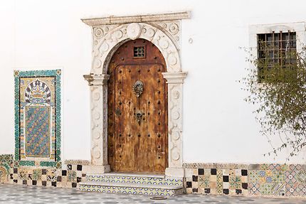 Alger - Musée Bardo - Porte et faïence peinte