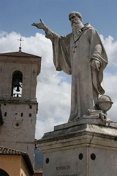 Saint Benoît Saint Benoît