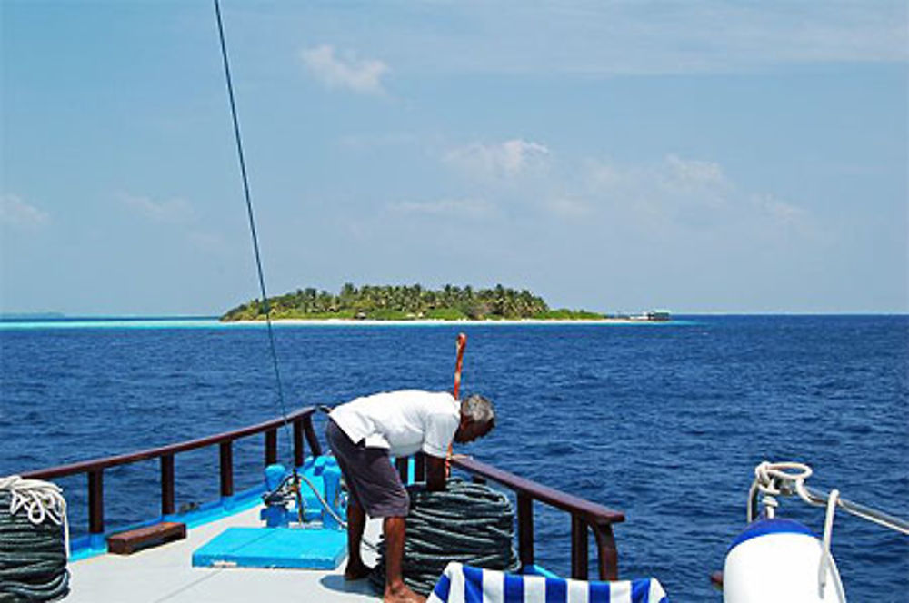 Arrivée sur l'île de Kagi