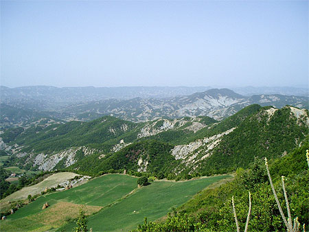 Entre Tirana et Elbasan Entre Tirana et Elbasan