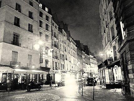 Paris la nuit Nuit Noir et blanc 1er arrondissement Paris