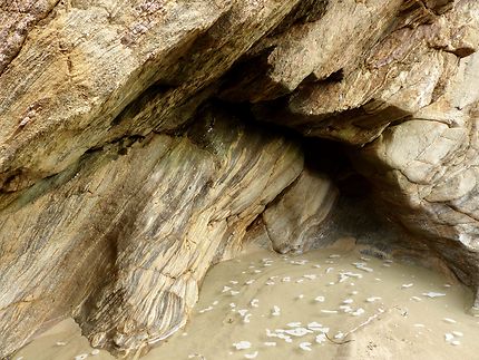 Grottes naturelles en Finistère