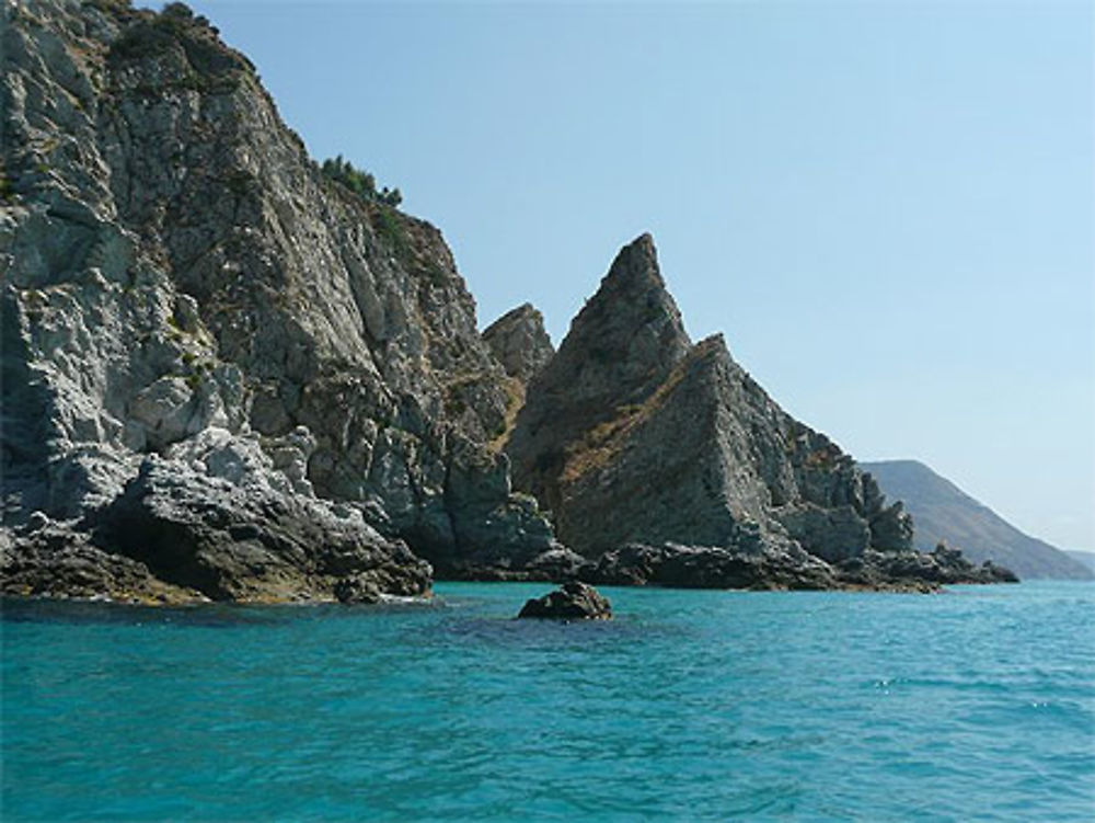 Les rochers de Capo Vaticano