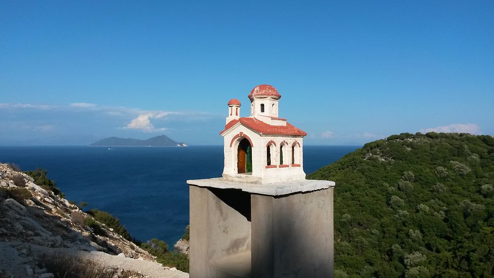 Vue d'Ithaque : l'île d'Atokos